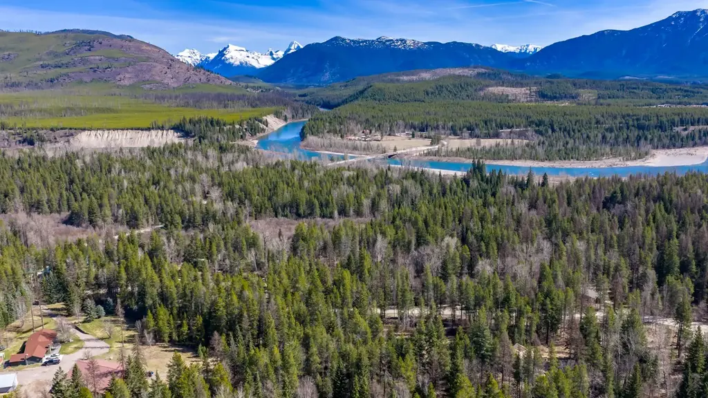 Nhn Rabe Road, Columbia Falls