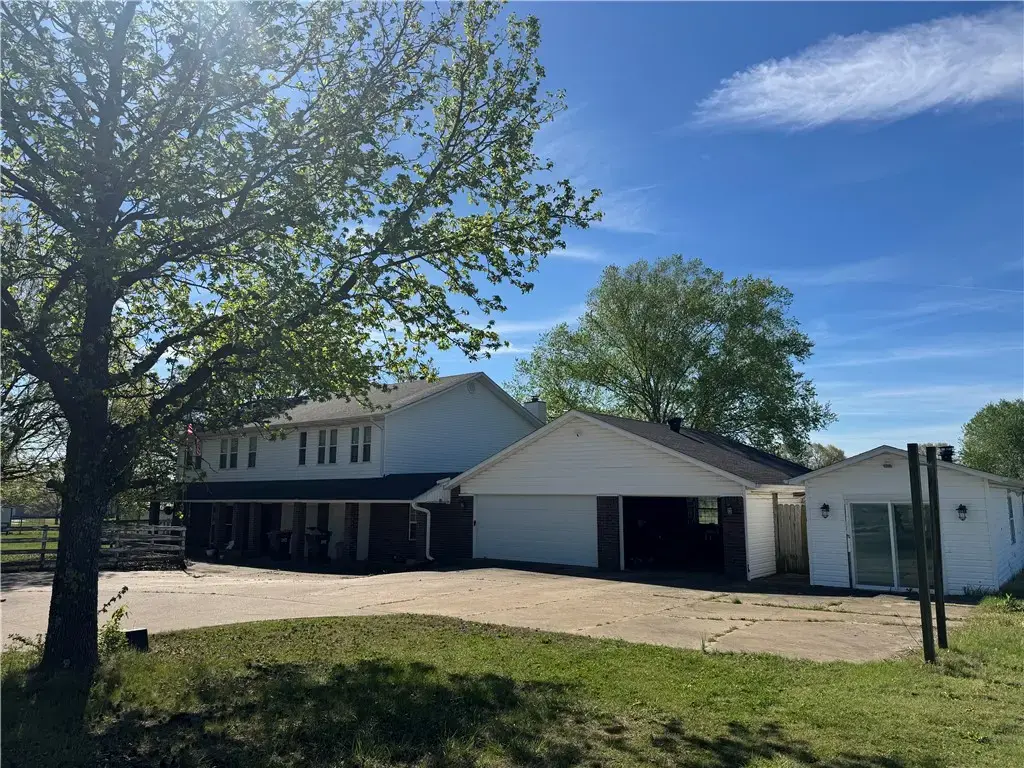 1035 Hatcher Road, Springdale