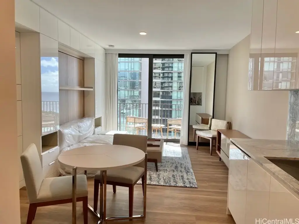 987 Queen Street # 2110, Honolulu