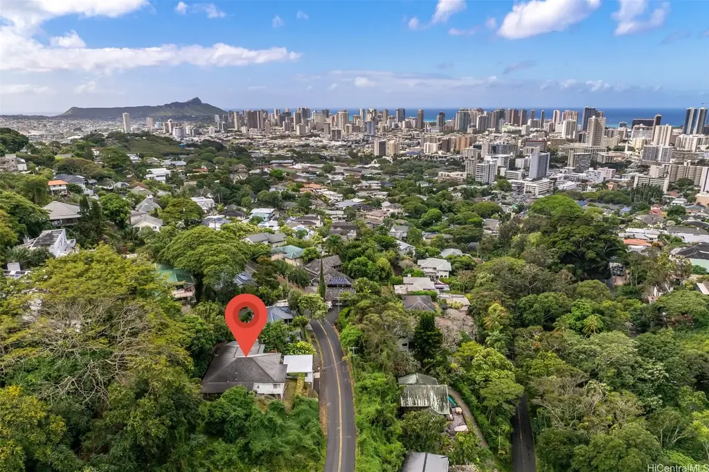 2168 Round Top Drive, Honolulu