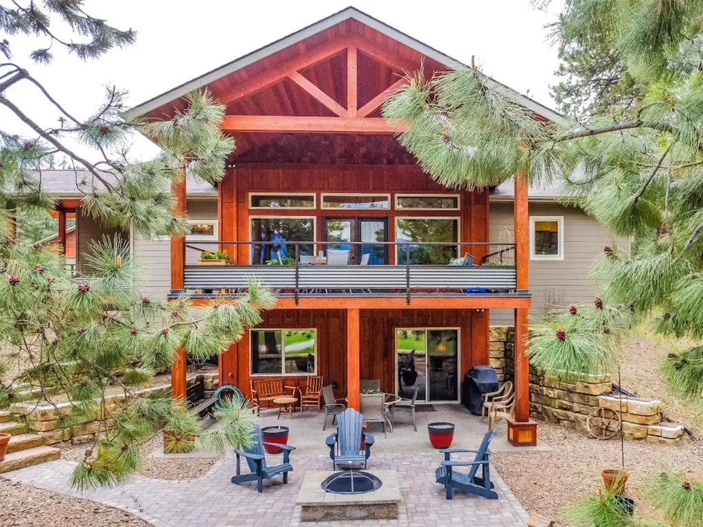 110 Conifer Lane, Bigfork