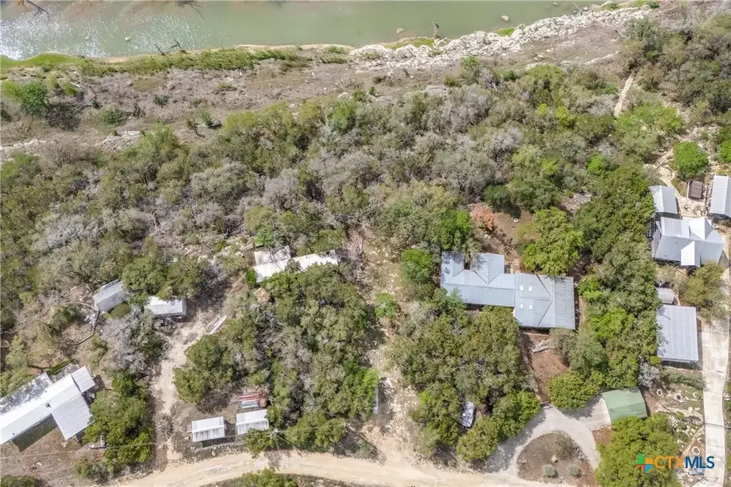 500 Hideaway Drive, Spring Branch