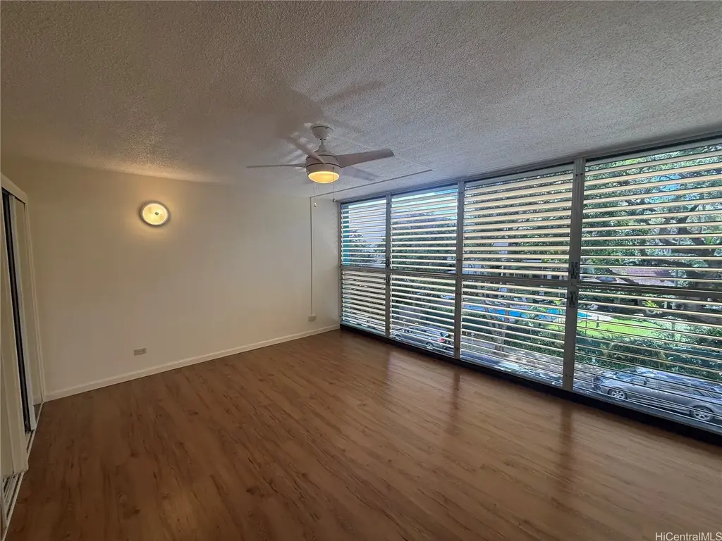 952 Ahana Street # 375, Honolulu