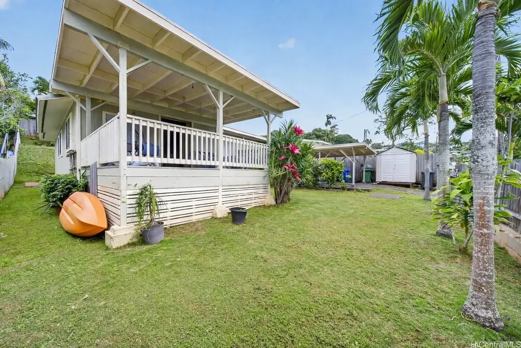 1342 Nanialii Street, Kailua