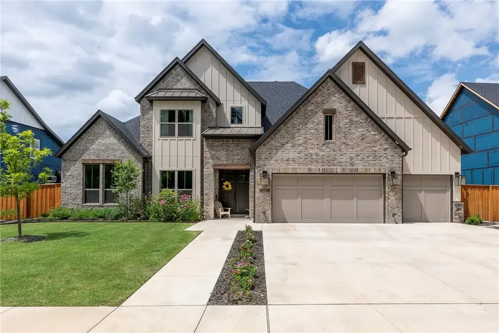 8805 W Milky Way, Bentonville