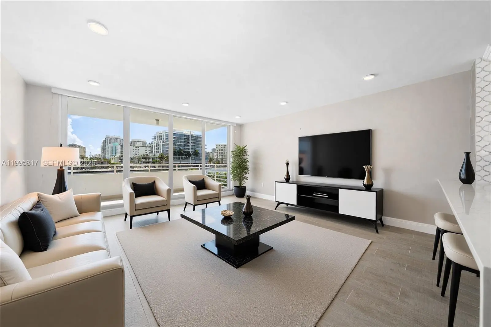 Photo of Listing #A11995817