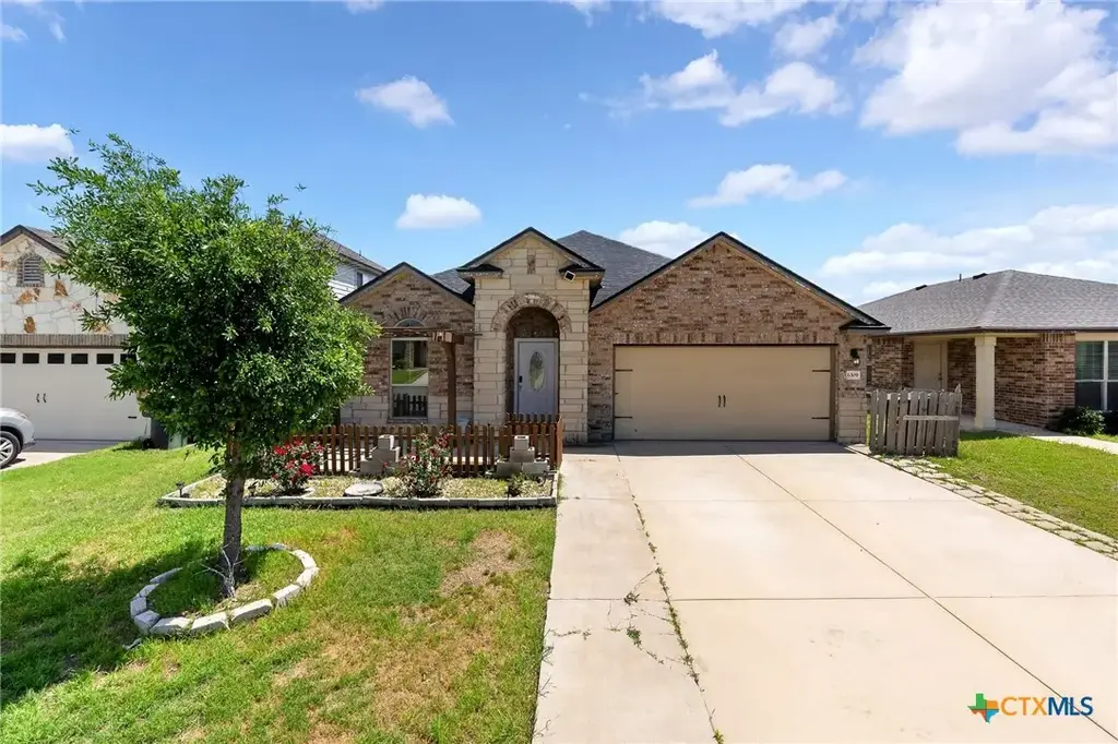 6309 Dorothy Muree Drive, Temple