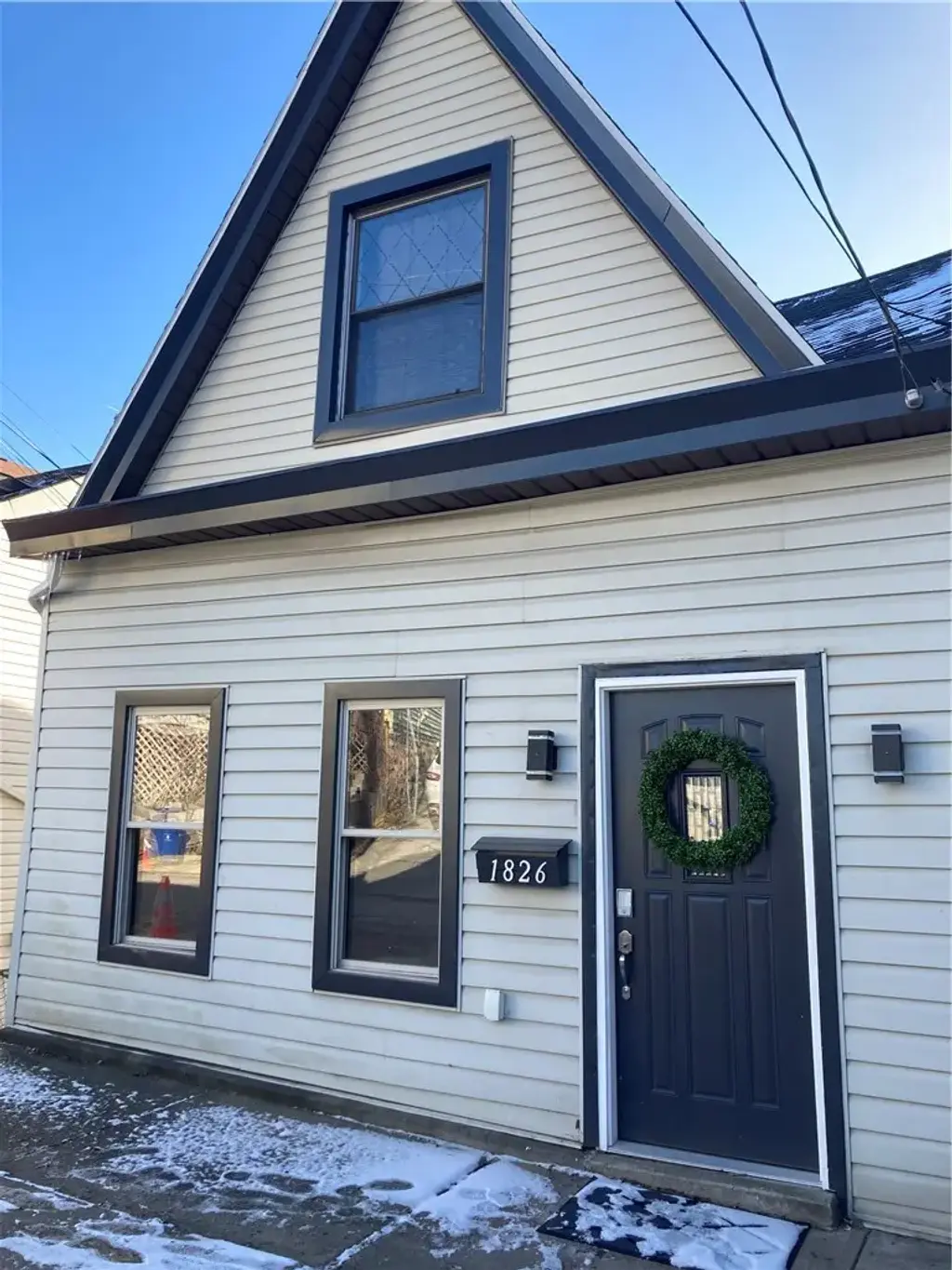 1826 Saint Paul Street , South Side