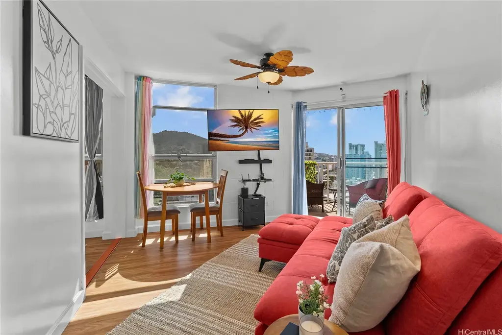 1031 Maunaihi Place # 301, Honolulu