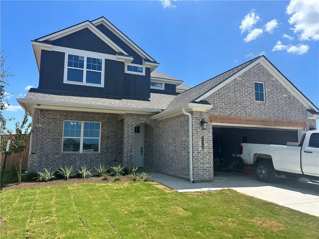 2313 Agarita Ct, College Station