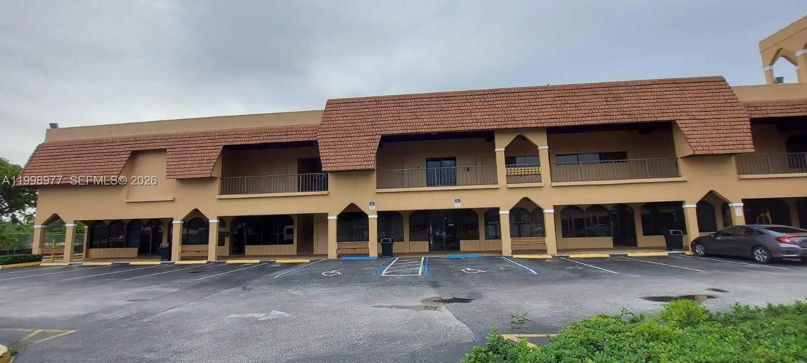 Photo of Listing #A11998977