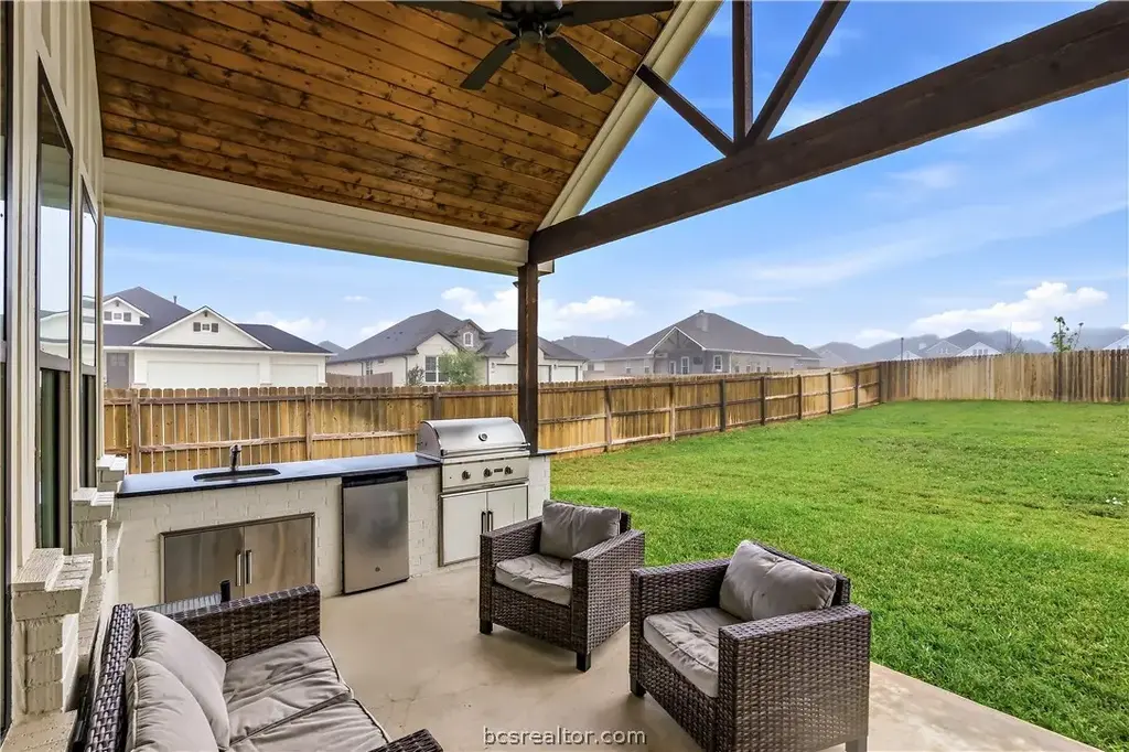 3512 Castine Court, Bryan