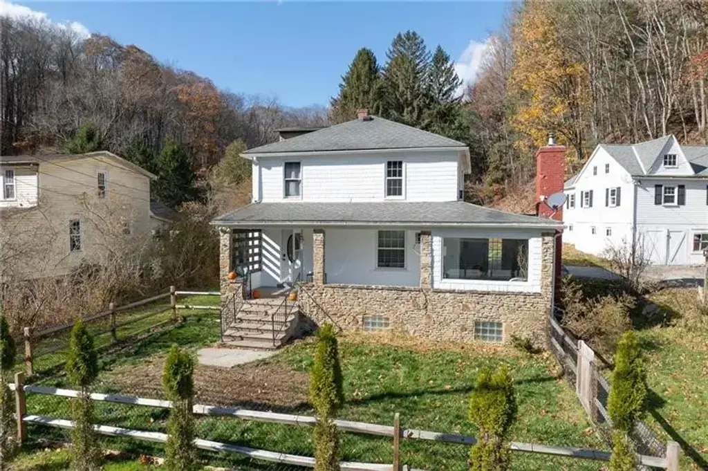3043 State Route 711, Ligonier
