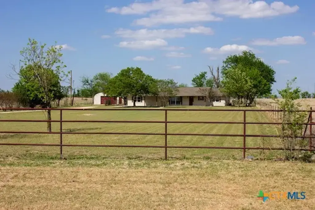 4300 Fm 3117, Temple