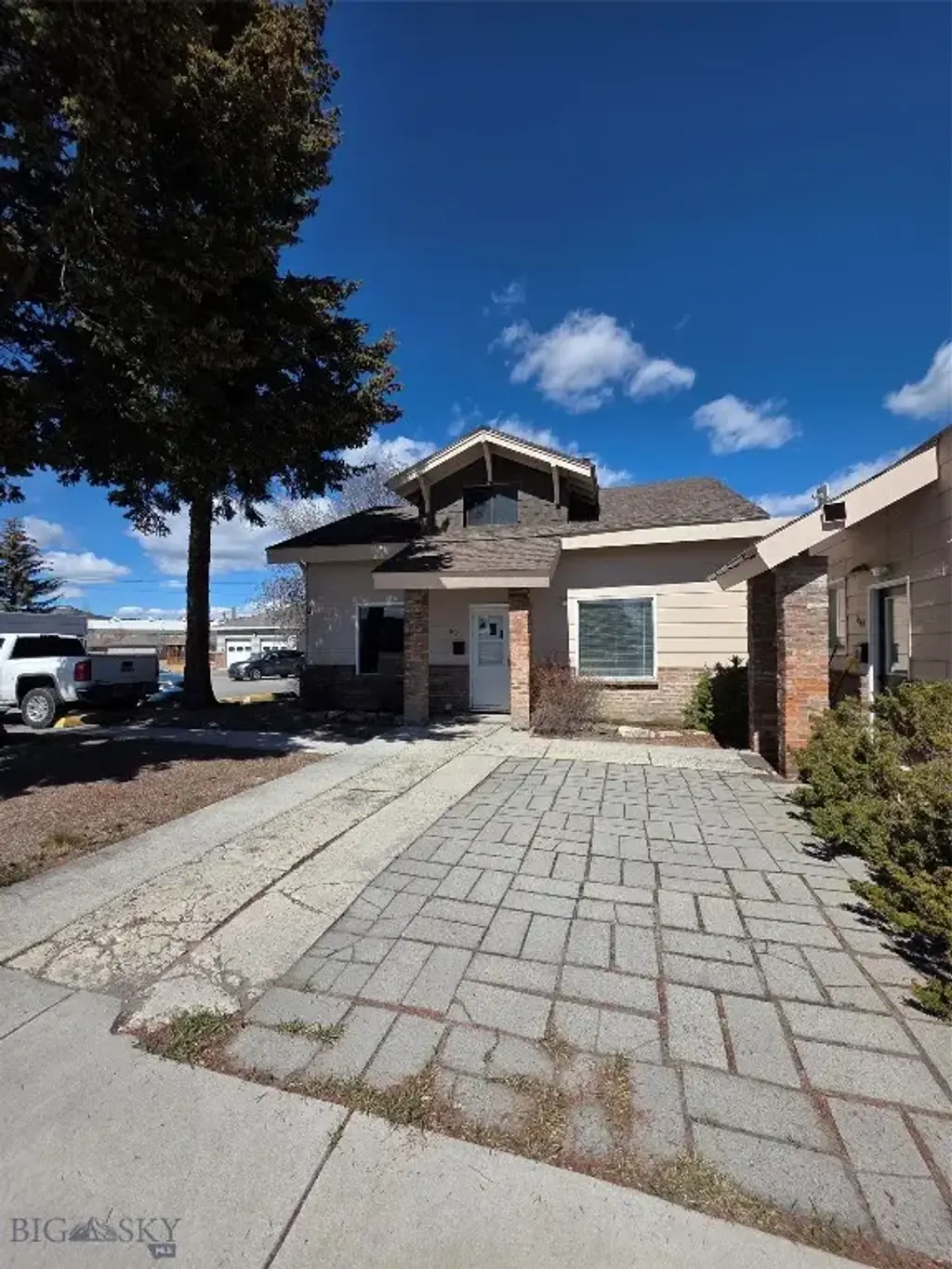 1651 Grand Avenue, Butte