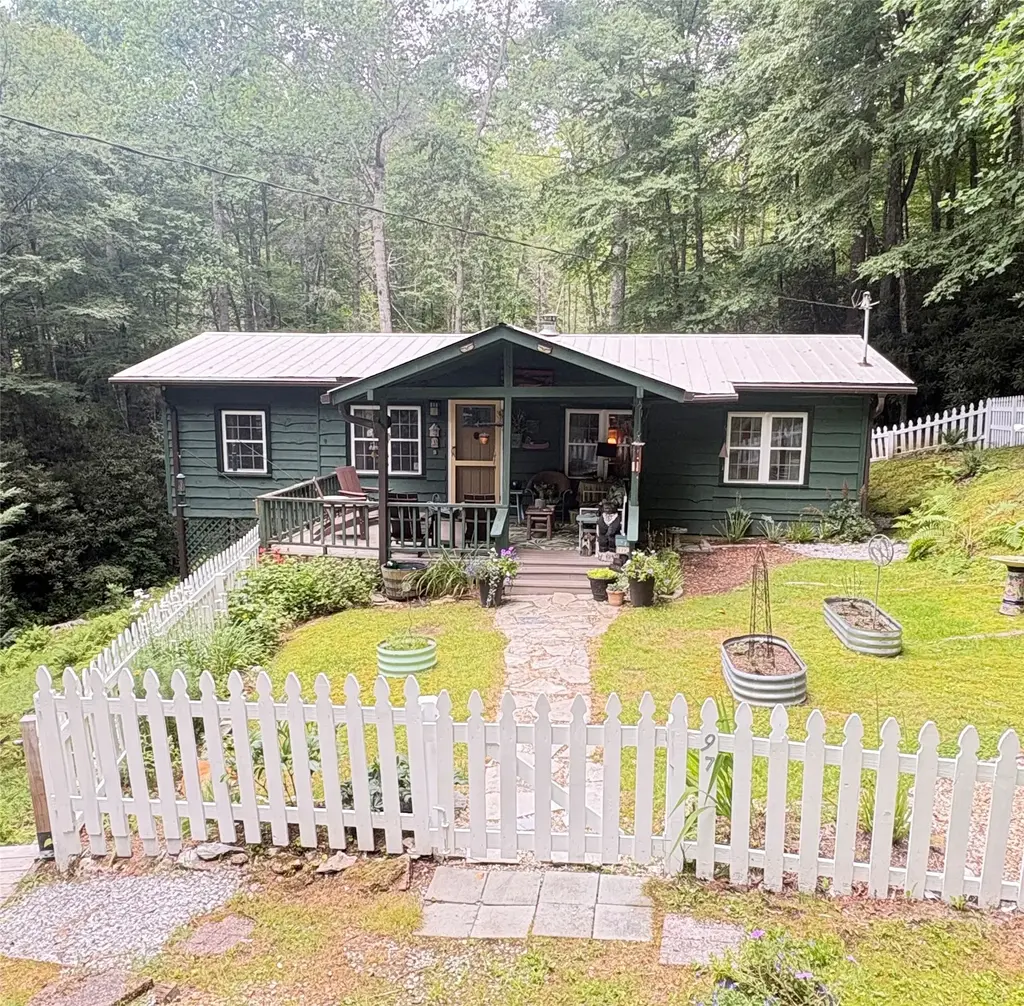 97 Archer Drive, Cullowhee