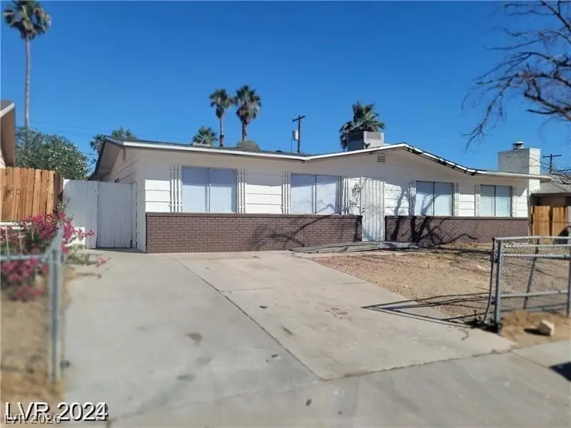 Photo of Listing #2772402