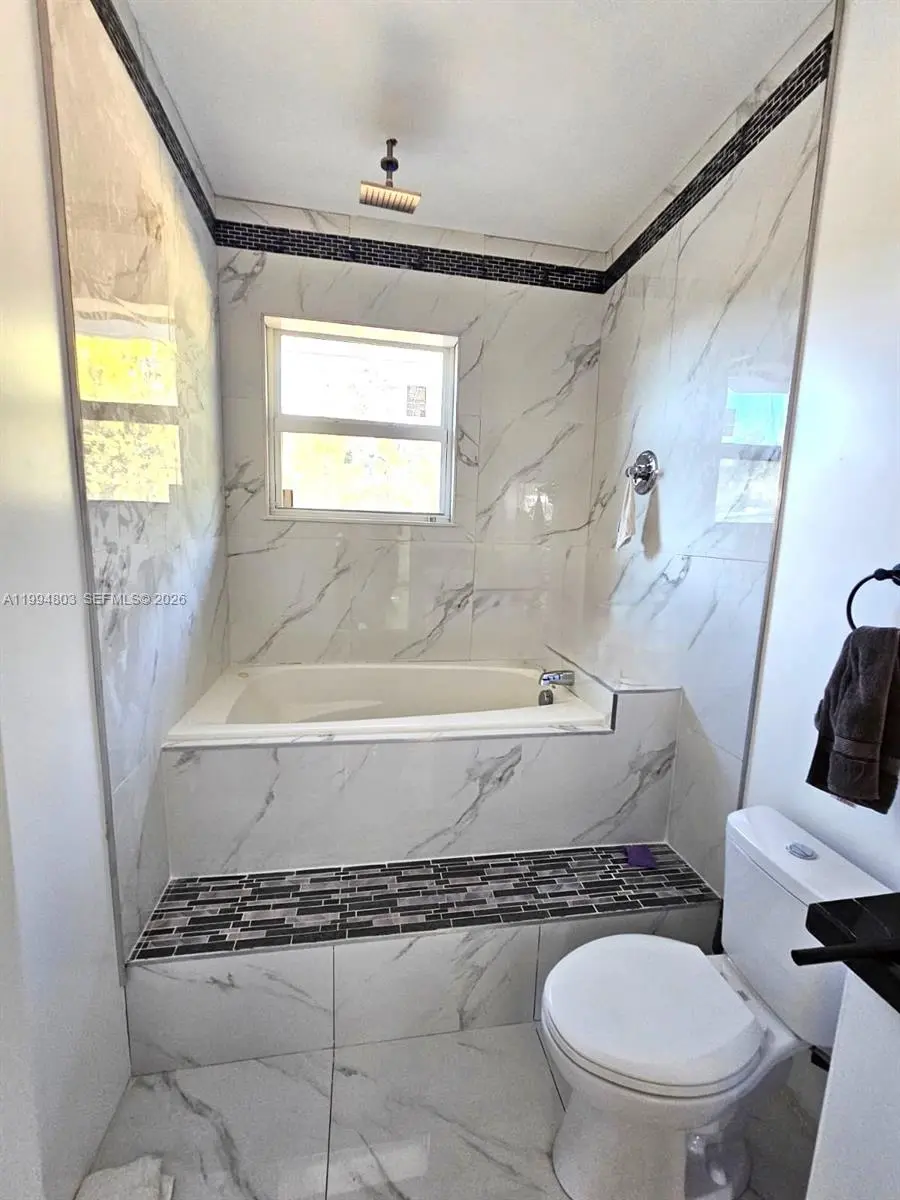 4 of 27 - 775 S Palm Street, , FL