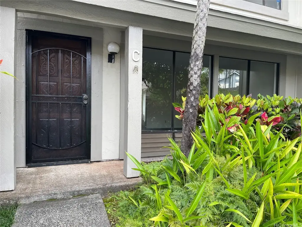 98-1784 Kaahumanu Street # 66c, Aiea
