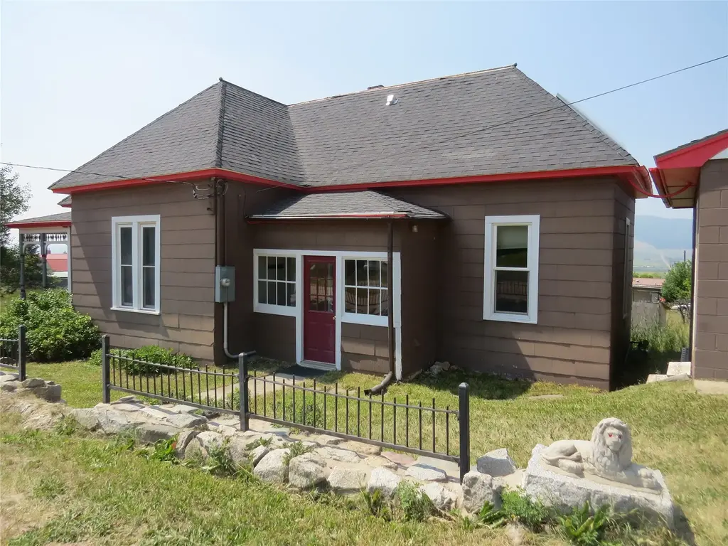 819 Pearl Street, Philipsburg