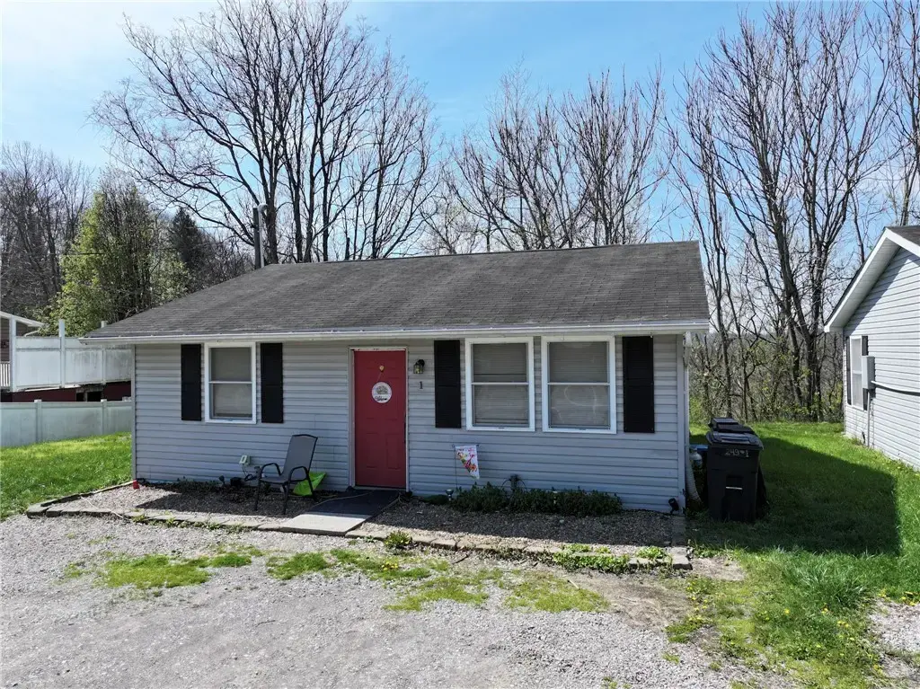 249 Washington Road 1 & 2, Waynsbrg/Frankln