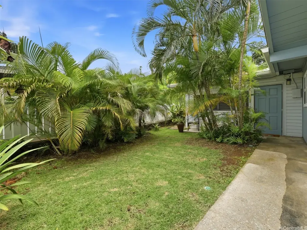 1499 Akeke Place, Kailua