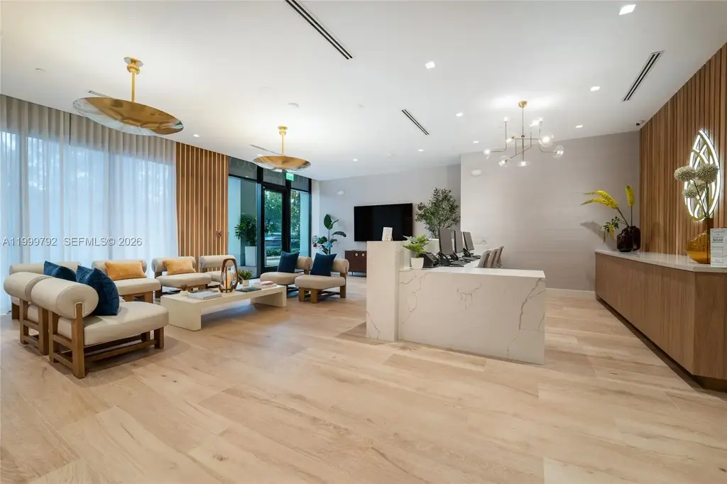 1340 S Dixie Hwy, Coral Gables