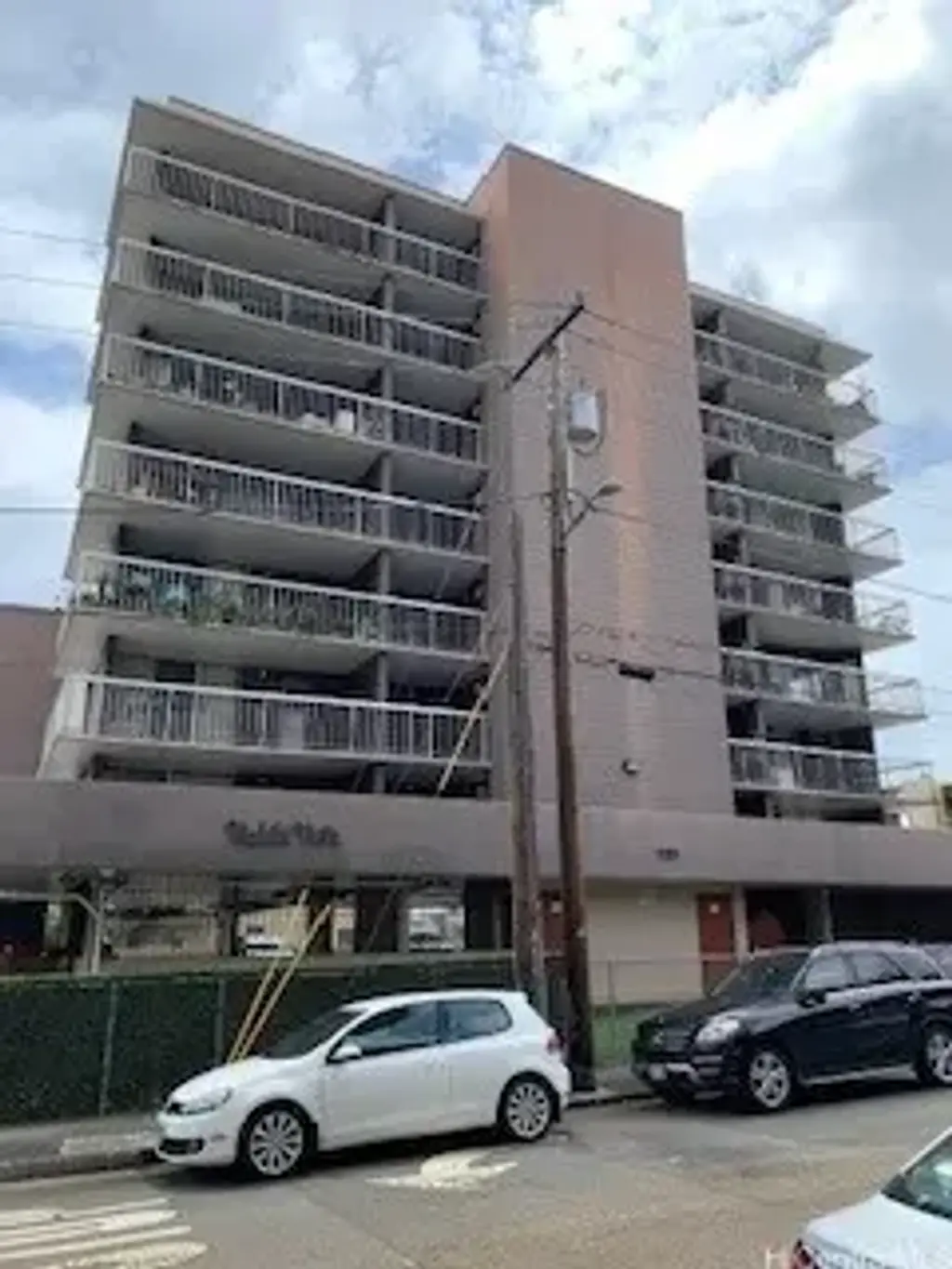 1155 Hassinger Street # 602, Honolulu
