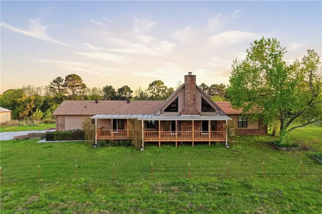 1709 County Road 4451, Clarksville