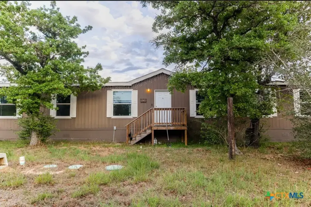 293 Turkey Tree Trail, Seguin