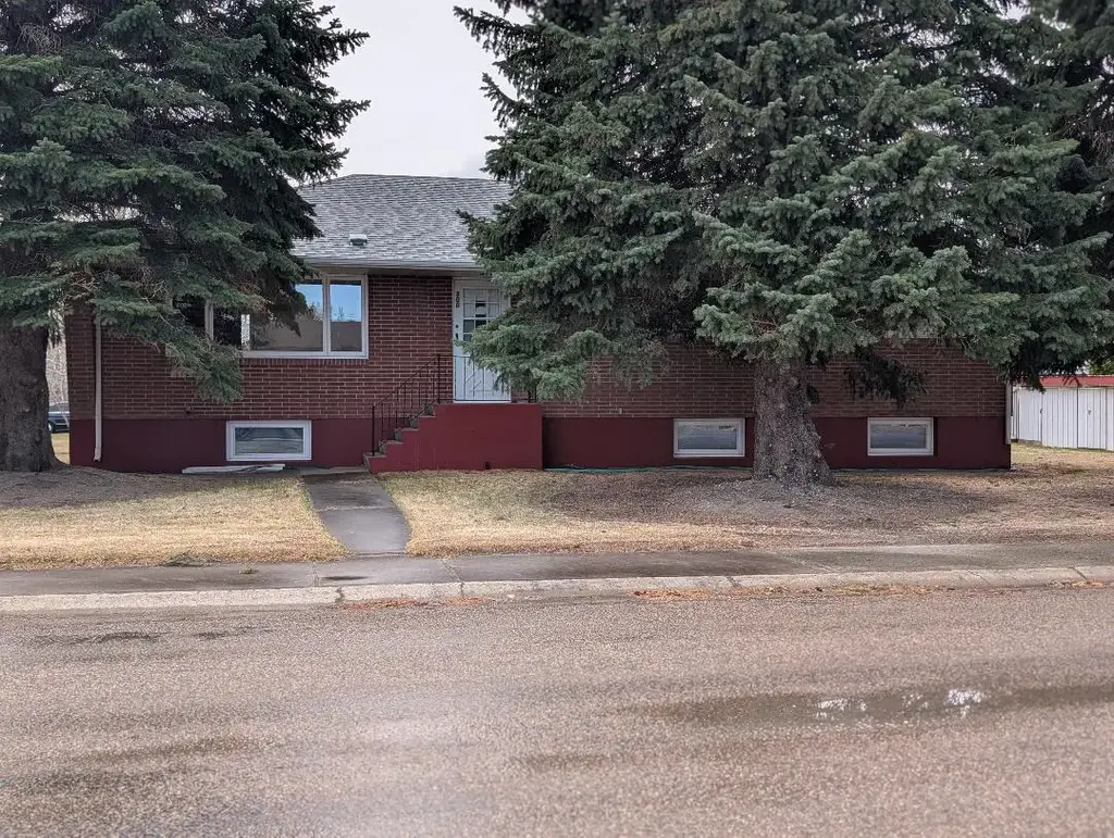 300 Gallatin Street, Shelby