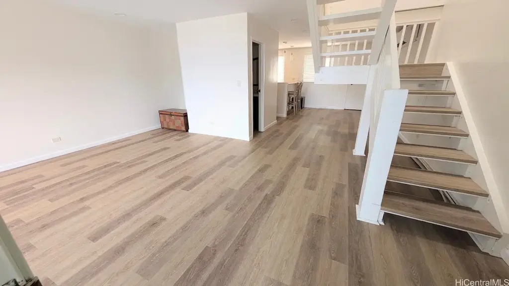 340 Kawaihae Street # H, Honolulu