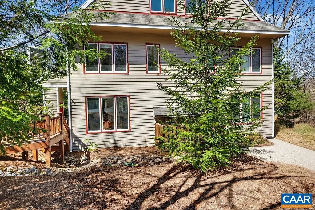 24 Trillium Close, Wintergreen Resort
