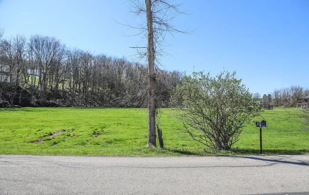975 Weirich Avenue, Canton