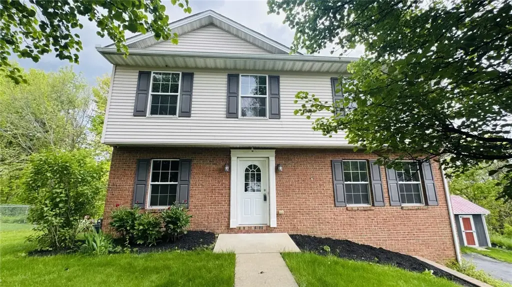 104 Whitetail Drive , Chippewa