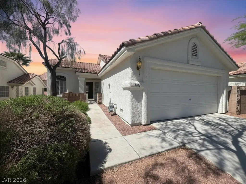 3741 Toroweap Ridge Street, Las Vegas