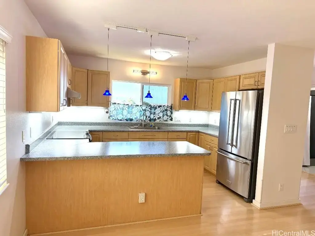 1553 Haku Street # A, Honolulu
