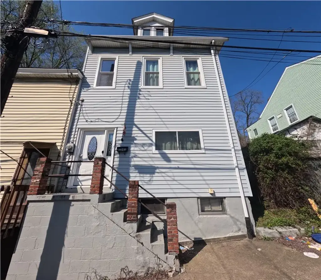 2345 Atmore Street , Marshall Shadeland