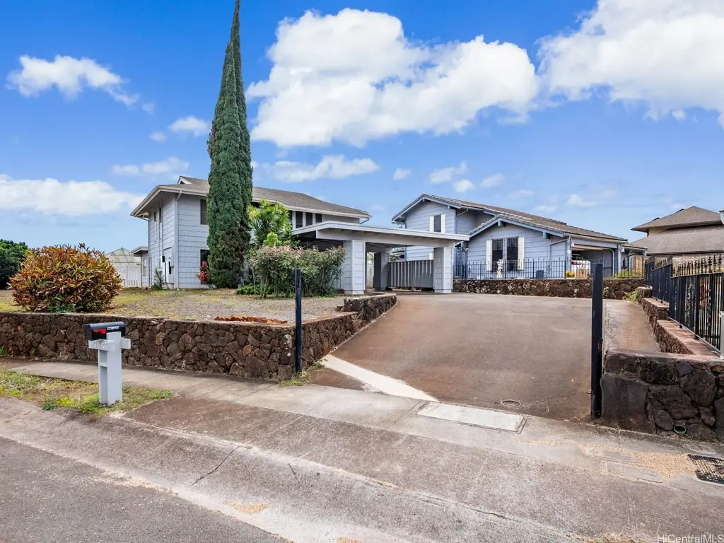 94-337 Makapipipi Street, Mililani