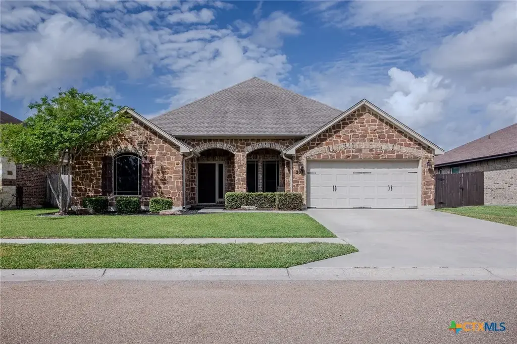 207 Brushy Creek, Victoria