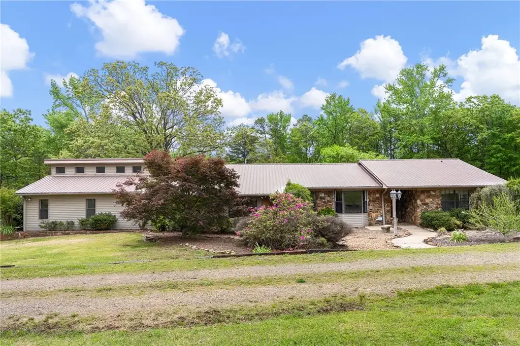 1231 St. Joe Road, Atkins