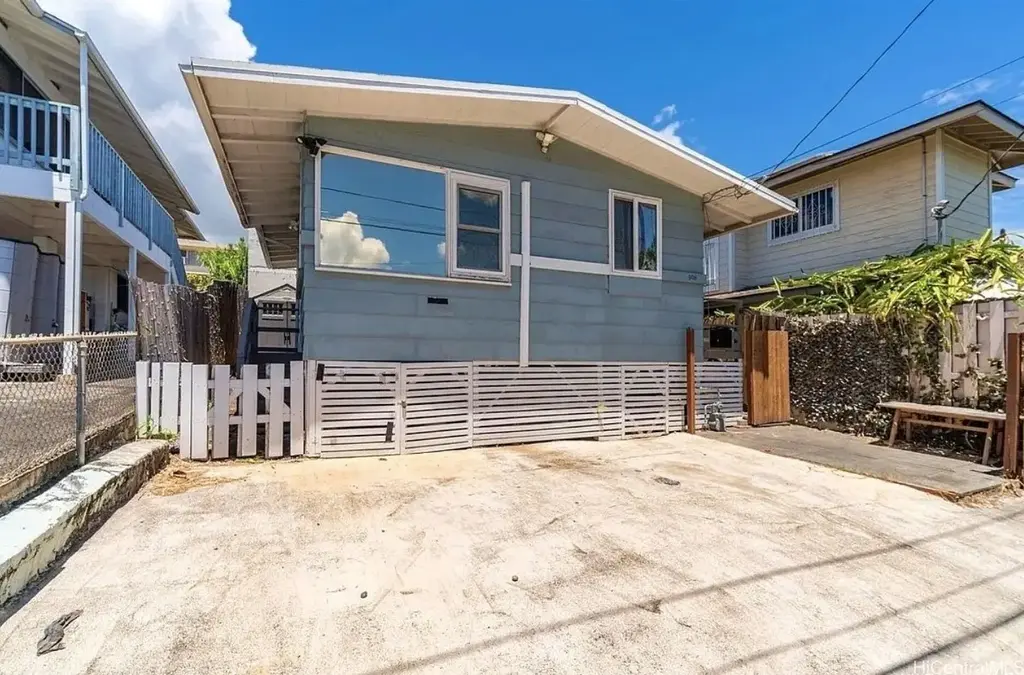 908 Simon Road, Honolulu