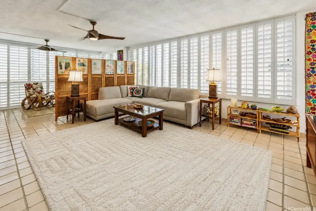(unit #2d) 2801 Coconut Avenue, Honolulu