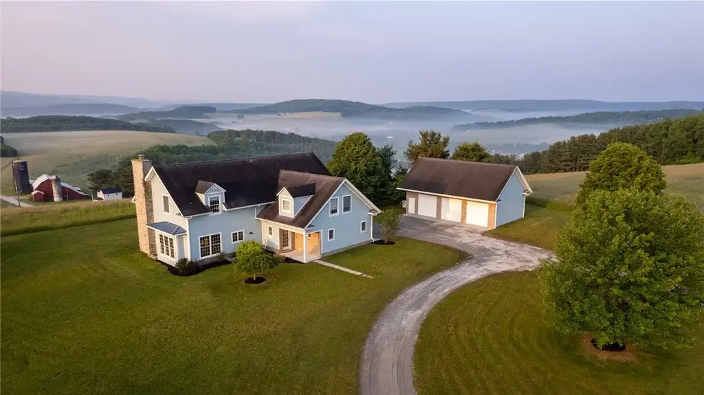 534 Anna Lois, Donegal