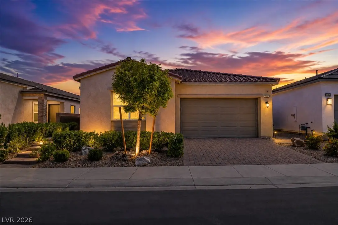9028 Skye Treeline Street, Las Vegas