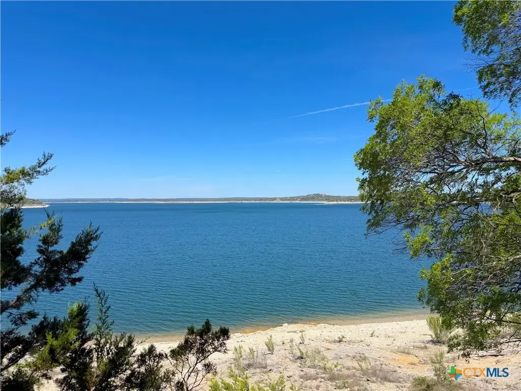 1345 Larson Drive, Canyon Lake