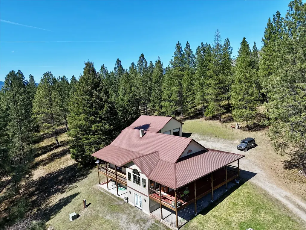 41 Blue Slide Road, Trout Creek
