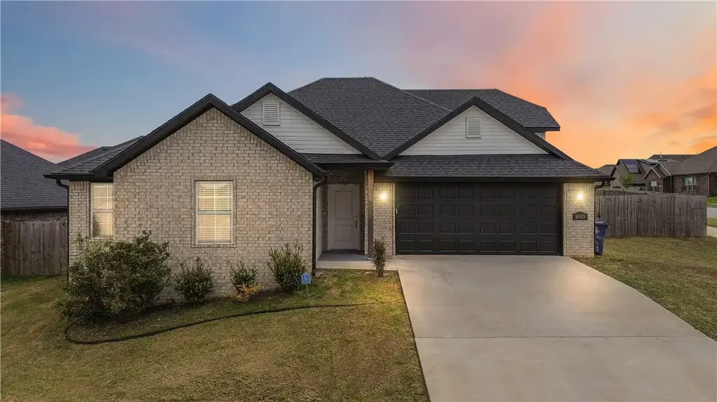 6003 Sw Peaceful Avenue, Bentonville