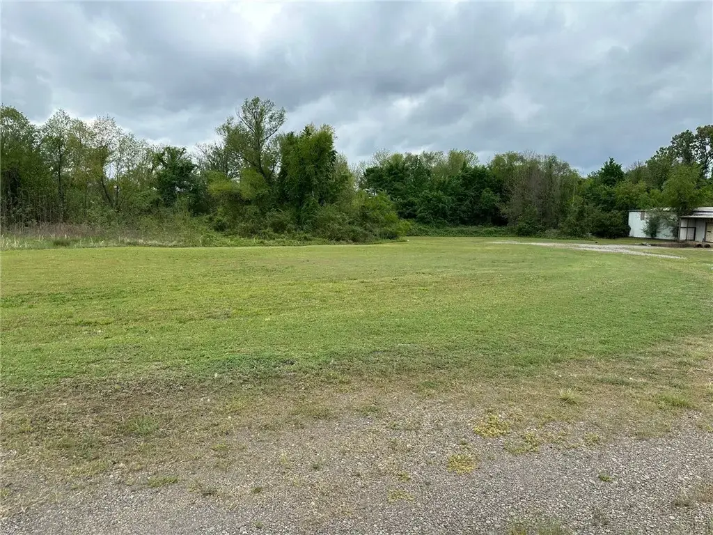 40 Bradley Cove Road, Russellville