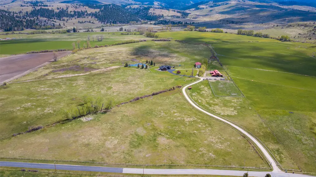 1288 Golf Course Road, Hamilton